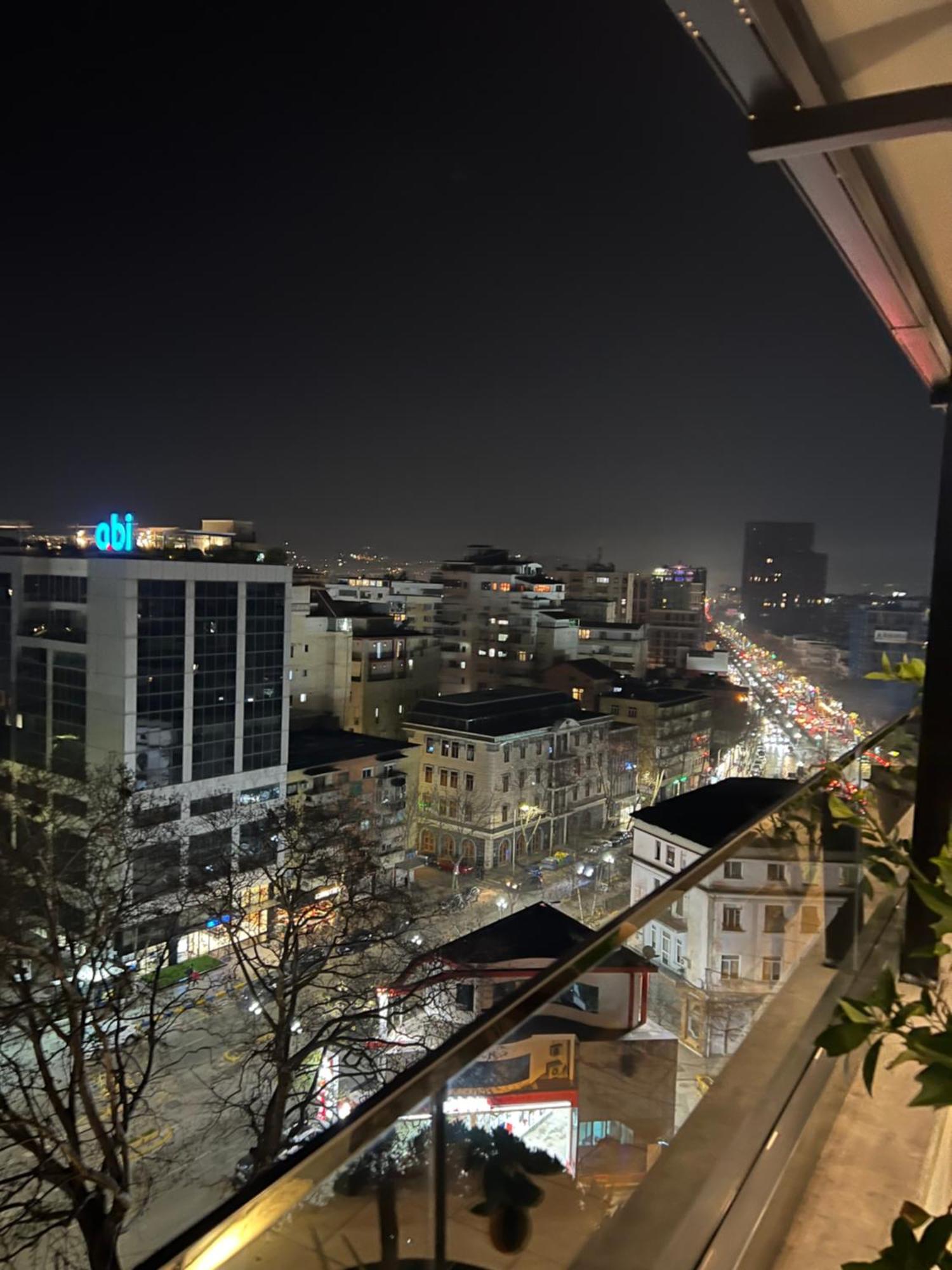 Rooftop City Light Тирана Экстерьер фото